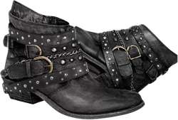 Hbeylia Vintage Combat Boots For Women Goth Vintage Rivet Metal Buckle Leather Round Toe Chunky Low Heels Ankle Booties Retro Gothic Studded Riding Short Boots Winter Fall Dress Shoes Halloween Decor 9.5 Black